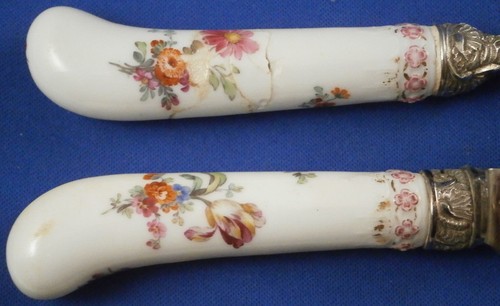 Antique 18thC KPM Berlin Porcelaine Couteau & Fourchette Set Porzellan Messer & - Photo 7 sur 11