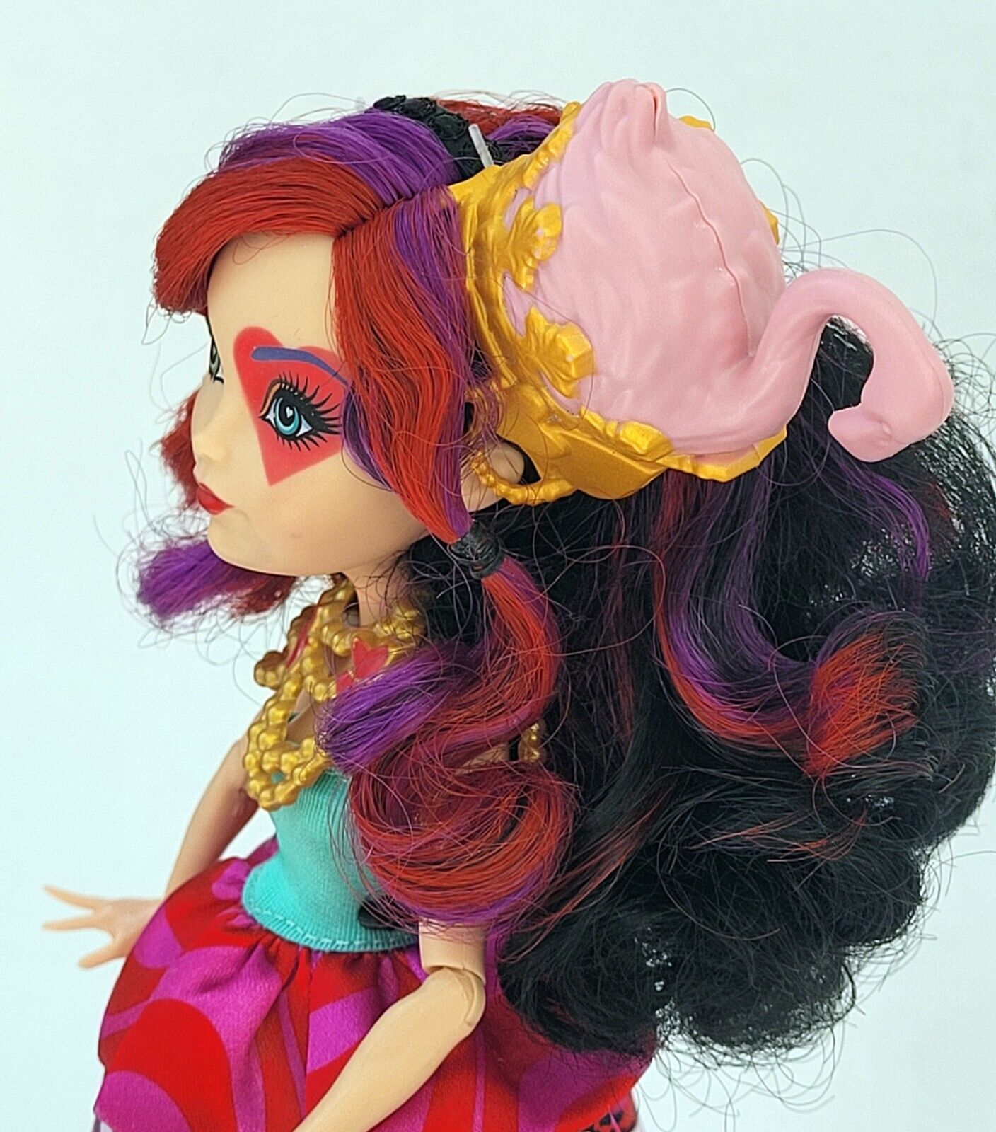 Boneca Ever after high Lizzie Hearts no país das maravilhas ♥️💌⏰