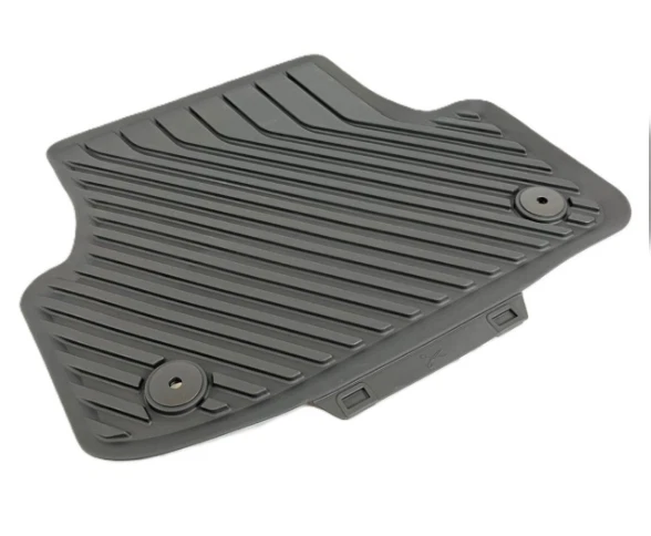 Juego alfombrillas goma delanteras y traseras originales Audi A3/S3 2013-2020 nuevas Foto 3 de 4