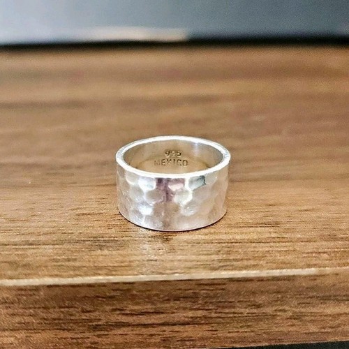 Vintage Mexico Sterling Silver Hammered Band Ring Size 8