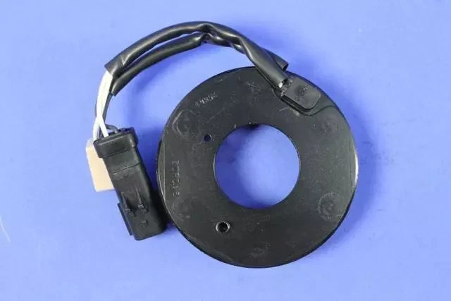 Bobina de estator Mopar genuina 4797390 Foto 2 de 3