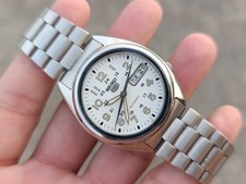 Vintage Seiko 5 Automatic 21J Day-Date White Dial SS Men's Japanese Wristwatch