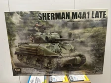 1/35 Border #BT056 M4A1 Sherman Late