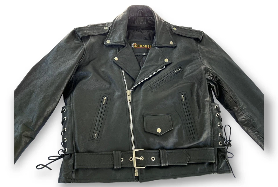 Chaqueta de Cuero Geronimo Motociclista Negra Con Cordones Laterales Talla 44 Forro Acolchado Usada en Excelente Condición De Colección Foto 2 de 4