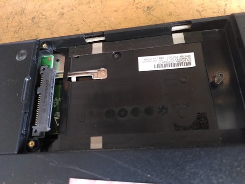 HP 67355 Laptop AMD Turion X2 64 - does not power on (766) - Picture 15 of 15
