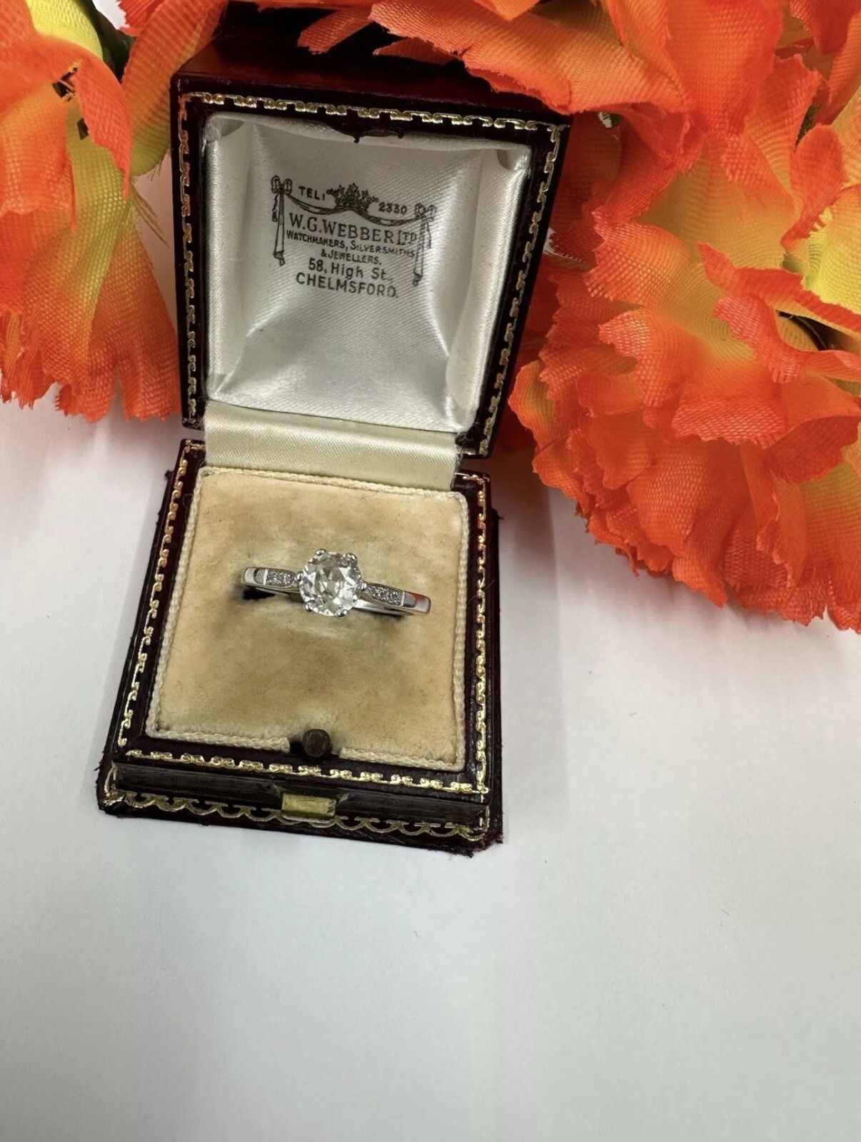 Gorgeous 0.90ct Diamond Solitaire Platinum Ring