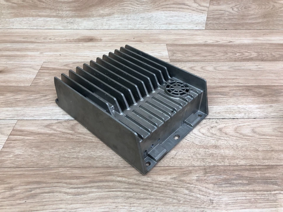 AMPLIFICADOR DE RADIO HARMAN BECKER AMPLIFICADOR TRASERO MERCEDES BENZ OEM E350 SL550 C350 C300 2 Foto 2 de 4