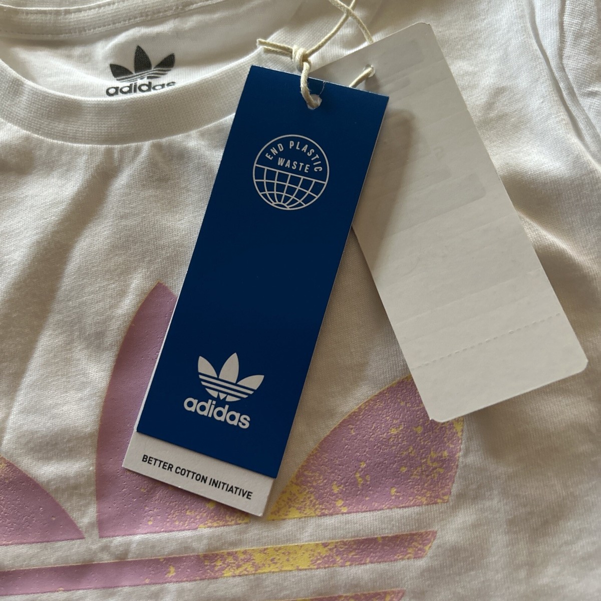 CLEARANCE Adidas Childrens 4T Short Tee Set HK2909 (1104a CLEARANCE Adidas Childrens 4T Short Tee Set HK2909 (1104a