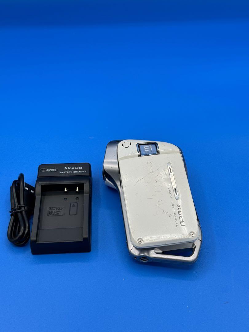 【美品】SANYO Xacti DMX-CA8 SANYO Waterproof Digital Movie Camera Xacti DMX-CA8 White 8