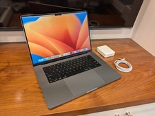 16" Apple Macbook Pro M1 Pro 10-core CPU 32GB 512 GB SSD 2021 Space Grey