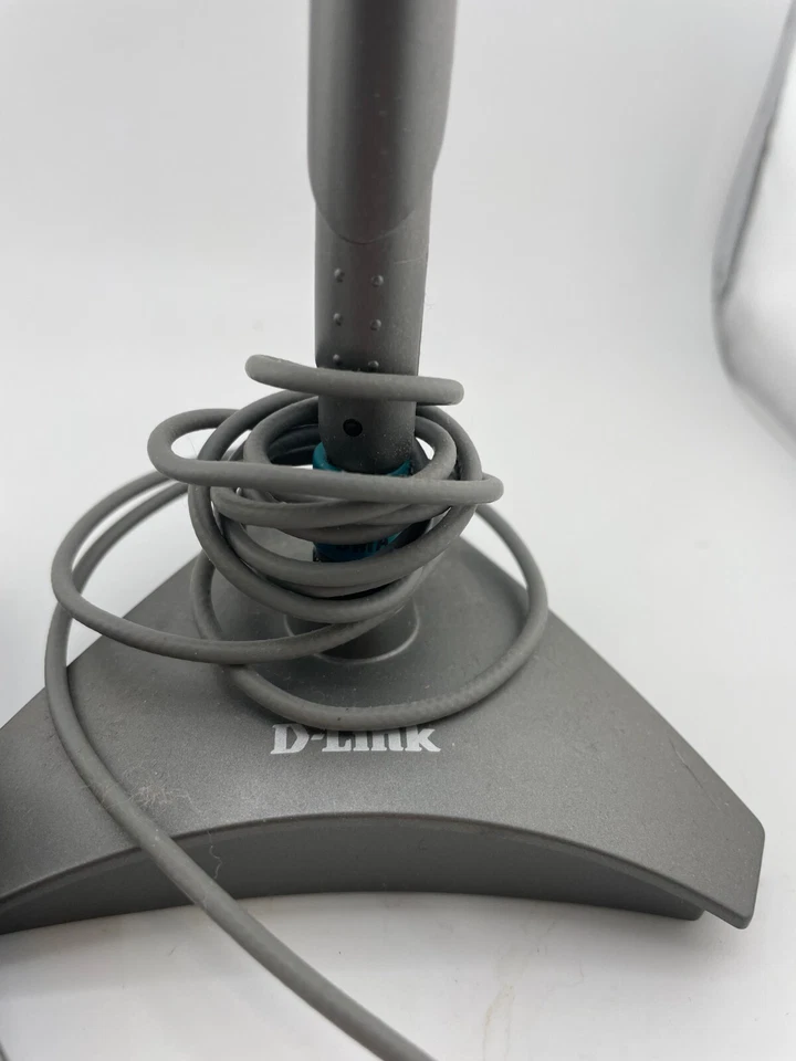 2 D-Link ANT24-0700 ~ 7dBi Omni-Directional Indoor Wifi Antenna ~ Magnetic Base - Image 3 of 4