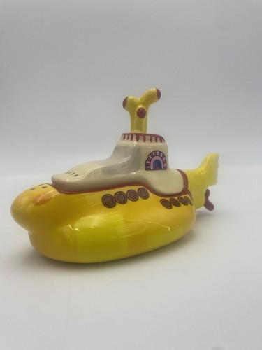 Beatles Yellow Submarine Salt & Pepper Shakers Ceramic Novelty Gift IN BOX * NEW - Picture 12 of 12