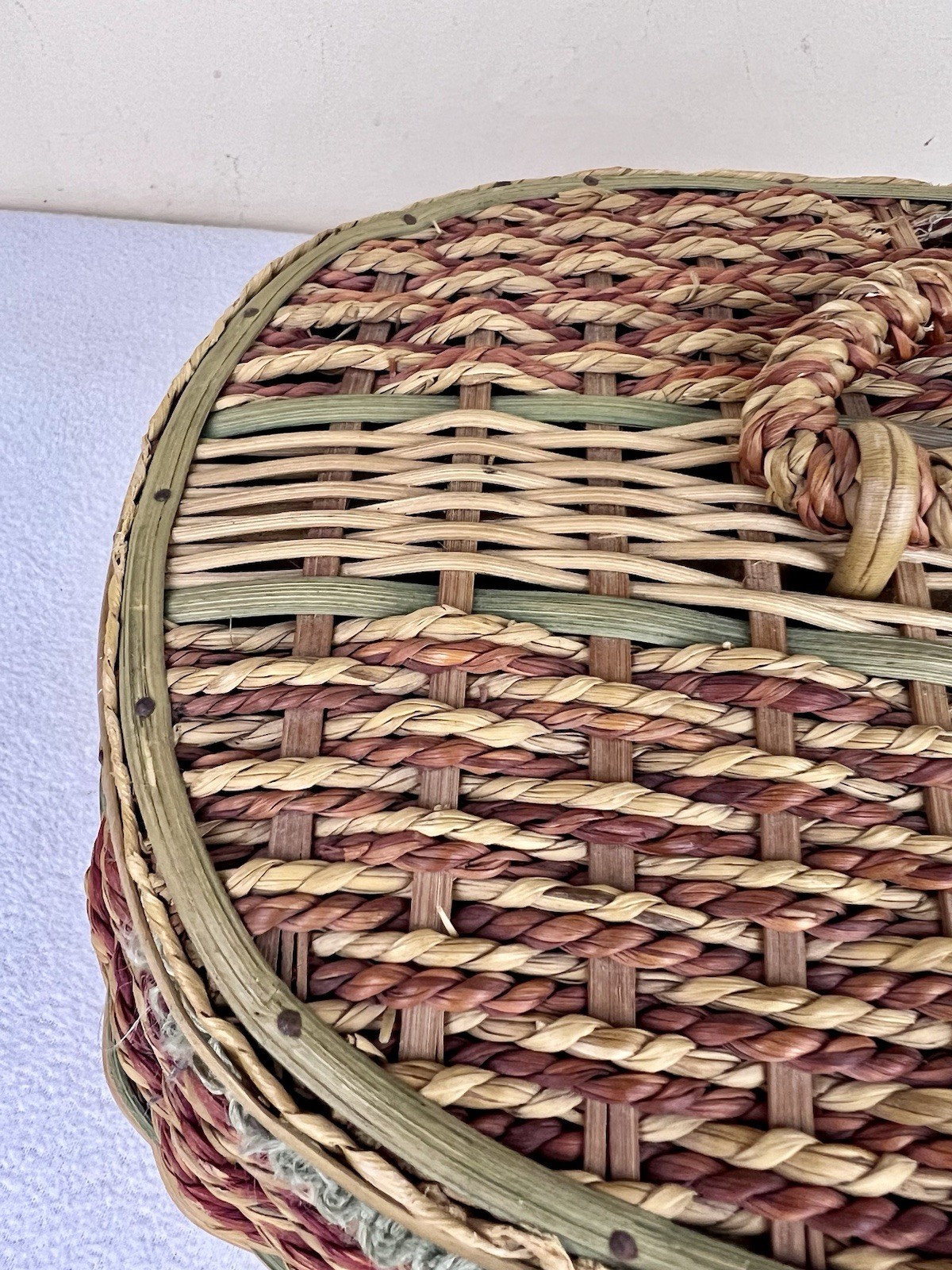 Vintage Sewing Basket Faux Ratan Wicker Sea Foam Green Satin Lining Japan 10.5”
