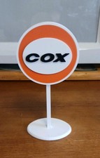 Insegna Miniatura Cox Engines "Golden Bee" Arancione/Bianco Espositore Pezzo 6,5" Alta 