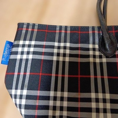 Burberrys Blue Label Nova Check Shoulder Bag color Black Red