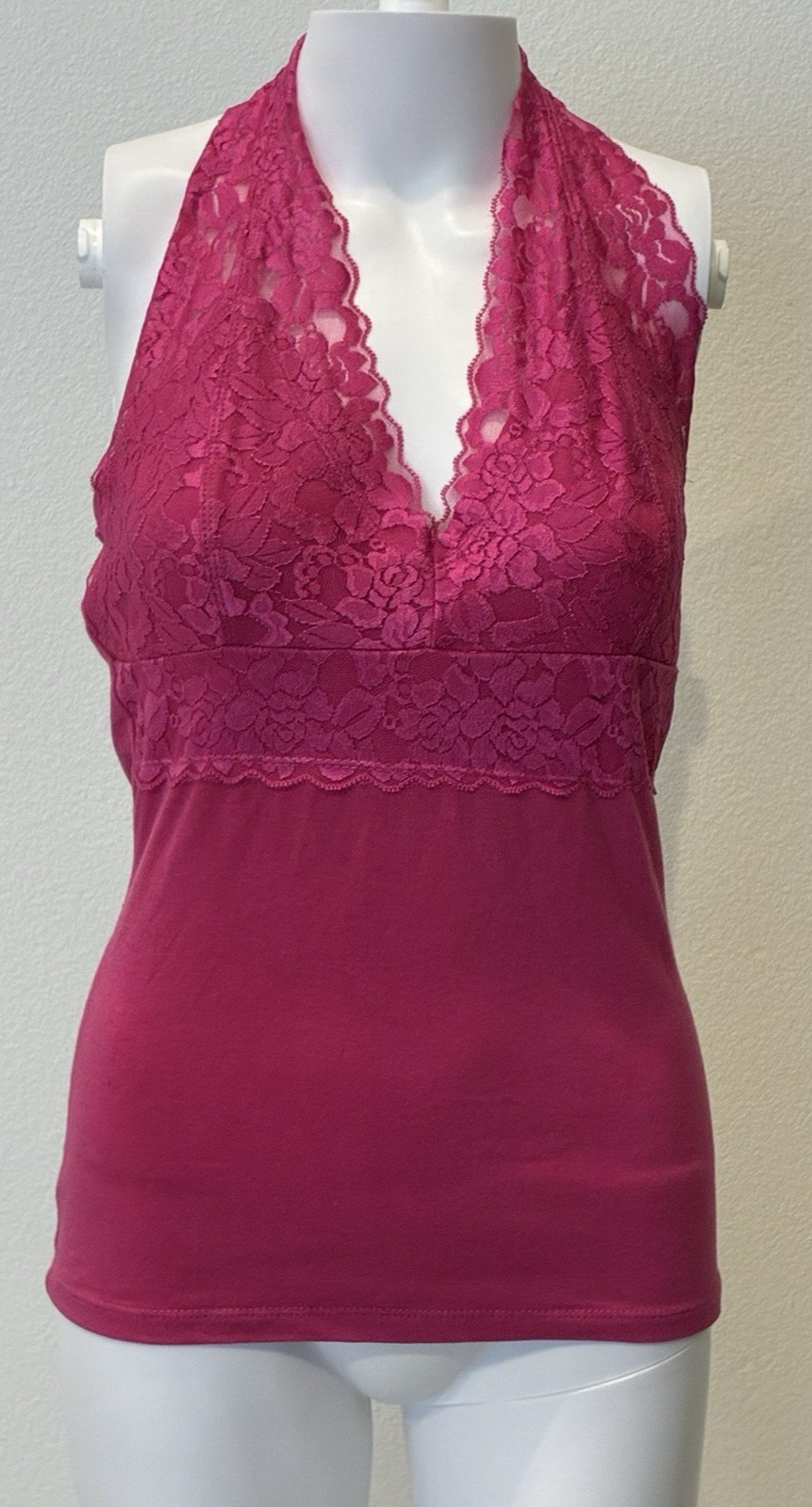 Vintage Y2K Pink Floral Lace Halter Top Wet Seal Fairycore Feminine Size S