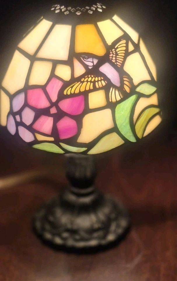 Tiffany Style Table Lamp Hummingbird w/ Flowers On Small Glass Dome - Image 3 of 4