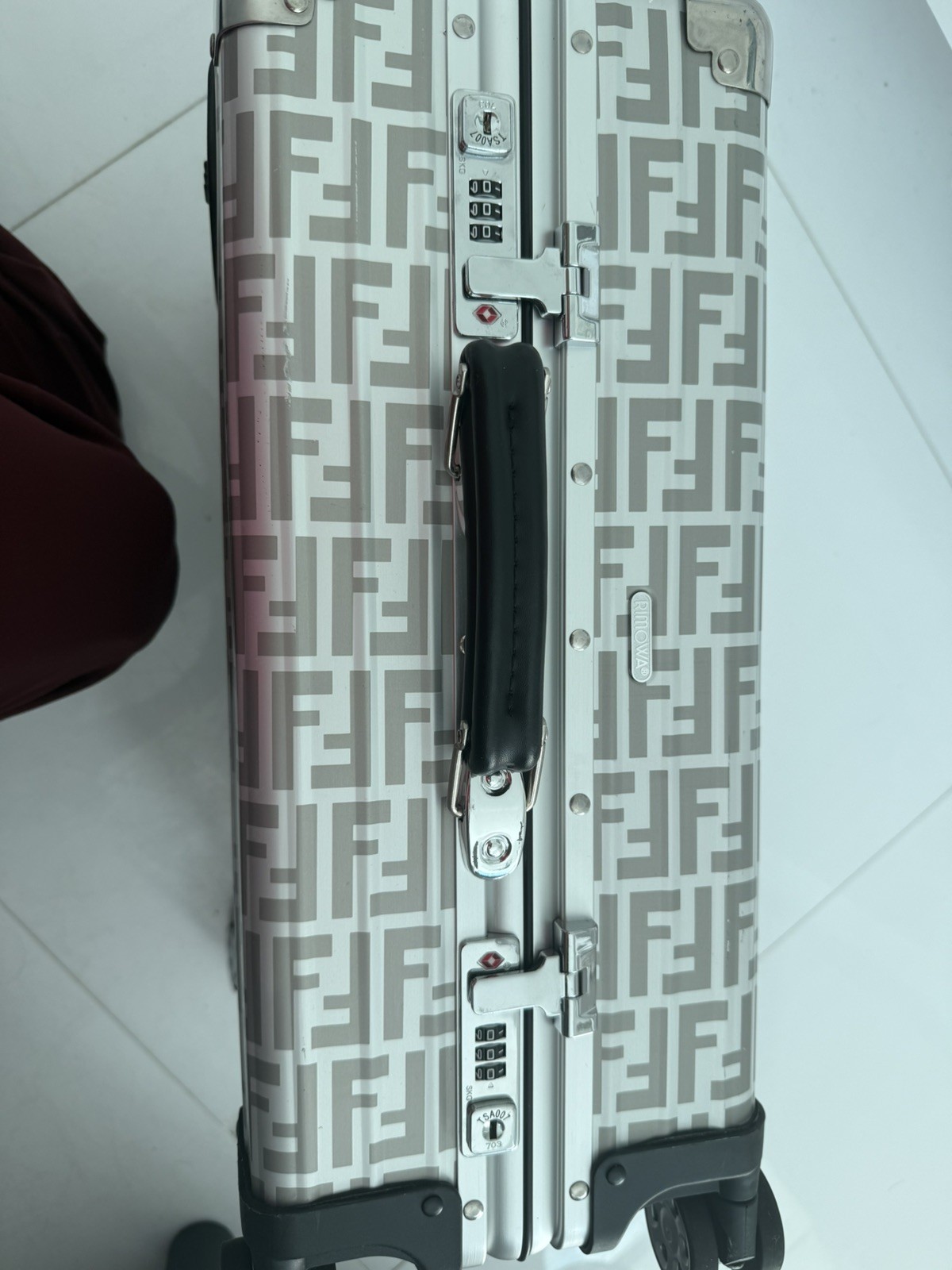 Rare RIMOWA x FENDI Monogrammed Cabin Carry on Suit Case Trolley Luggage 2019 thumbnail 5
