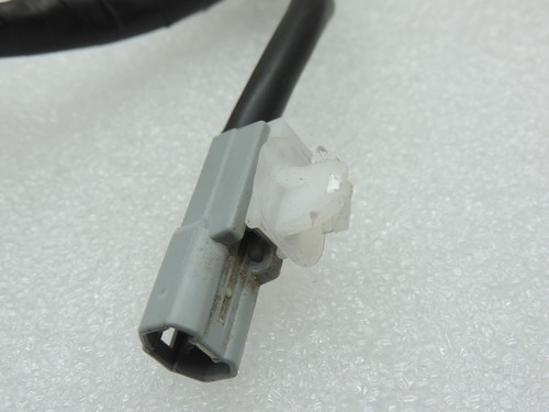 Cablaggio portellone posteriore originale Toyota Avensis T27 station wagon 8218405160 - Foto 9 di 10