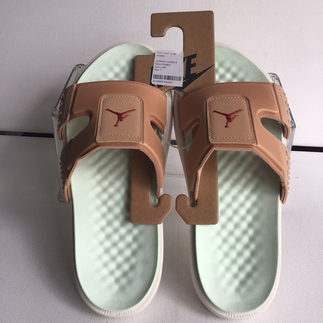 jordan hydro 8 slippers