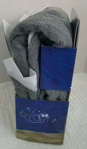 NIP Discovery Shark Week Two in one Beach Blanket / Towel 22.5" x 55" - Picture 7 of 7