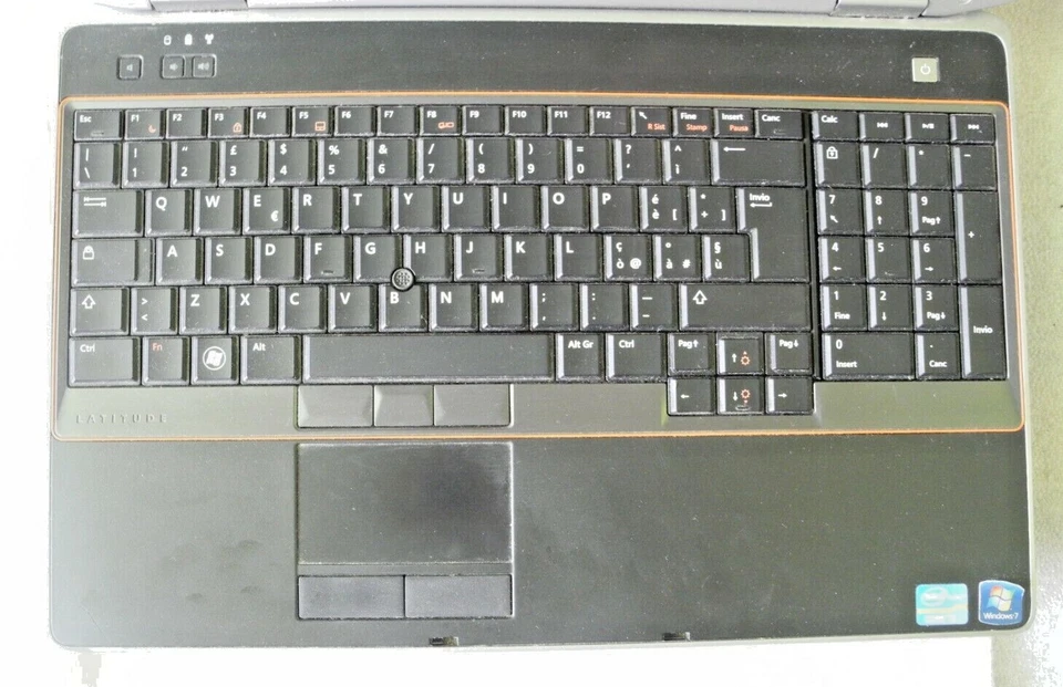 Dell Latitude E6520 · i5-2520 · 4GB · 500GB, foto 2 di 5