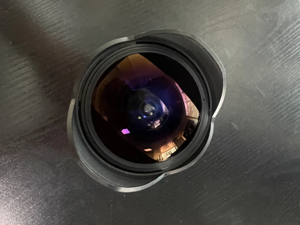 Samyang Cine 12mm T3,1 ED AS NCS FISH EYE - Imagen 4 de 4