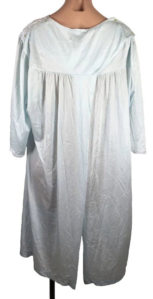 Vintage USA Made Nancy King Lingerie Long Robe Size M/L Light Blue Nylon - Image 2 of 4