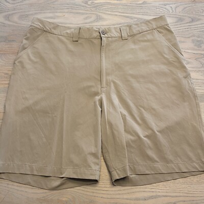 Under Armour UA Beige Bent Grass Golf Shorts Men 40 w/ 9  Inseam 1201015 Stretch