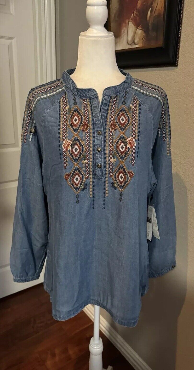 Picture 1 of 23