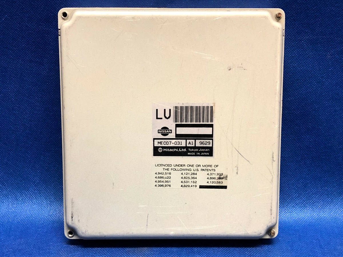 00 Nissan Pathfinder 3.3l 4x2 ECU Control Module PCM ECM
