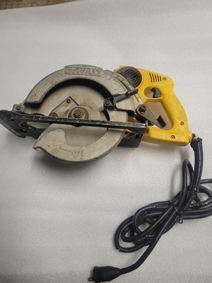 Dealt 378g Framing Saw