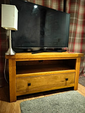 Oakland Solid TV Stand, Open Shelf Storage, 2 Drawers.perfect Condition