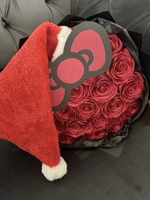 Weihnachtlicher Bouquet/ Ewiger Rosenstrauß/ Blumenstrauß