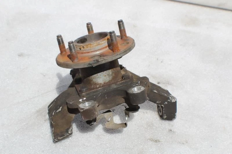 Chevrolet Corvette 1987 lado del conductor izquierdo eje delantero buje nudillo Foto 2 de 4