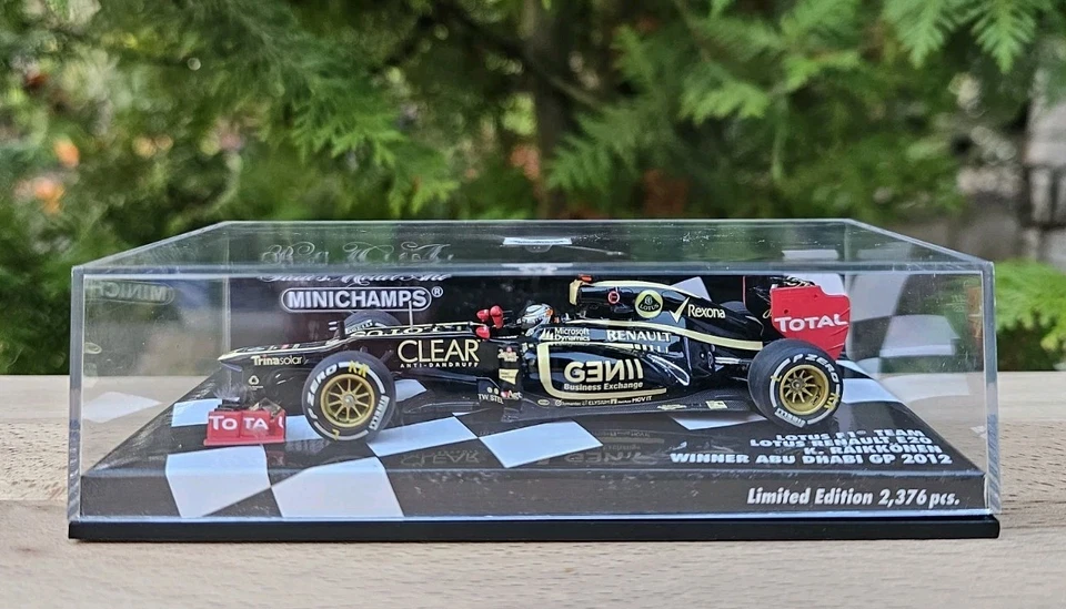 Kimi Räikkönen Lotus Renault E20 Winner Abu Dhabi GP 2012 1:43 Minichamps - Bild 2 von 2