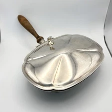 Sheridan Silver Plated Silent Butler Crumb Catcher Footed Pan Wood Handle