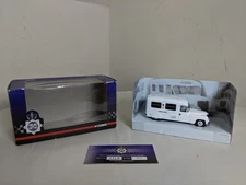 Corgi CC06305 Daimler Ambulance LCC 1/50 Model No.0318 of 2010 MIB Ltd Edition