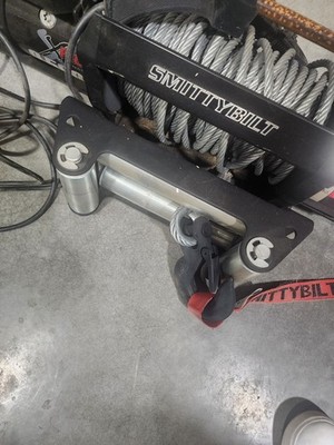9500lb Winch. Smitty Built brand,  new condition, with controller. 