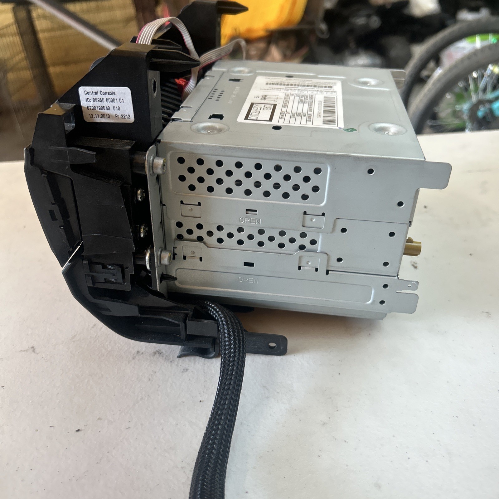 14-19 Maserati Ghibli Radio Receiver Unit/ Climate Control 52851651AE