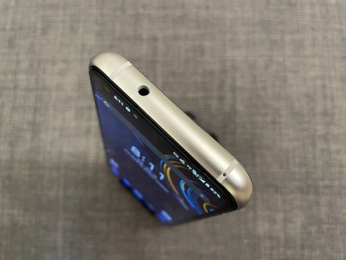 Mint Asus Zenfone 8 16+256GB Silver w/t Unlocked BL Global 5G Android Smartphone - Afbeelding 5 van 24