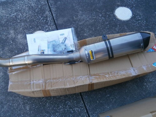 AKRAPOVIC Slip-On Muffler for Kawasaki ZX-10R ZX10R '11-'14 - Picture 6 of 6