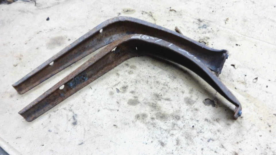 SOPORTES GUARDABARROS TRASERO FORD SEDÁN MODELO T 1926 1927 PAR ORIGINAL TURISMO Foto 2 de 4