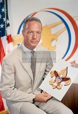 SCOTT CARPENTER NASA ASTRONAUT BOY SCOUT EMBLEM 1962 13X19 PHOTO