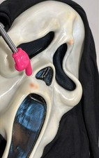 Fun World Div Gen 1 Second Dimple Cotton Glow Ghostface Scream Mask- R G2U