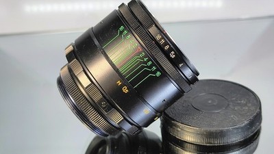 Helios-44-2 58mm f2 Portrait Lens KMZ Legendary Swirly Bokeh M42 mount