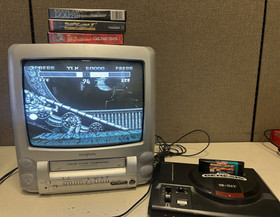 Vintage SEGA Genesis Game Console W/ OEM Controller & 5 Games TESTED