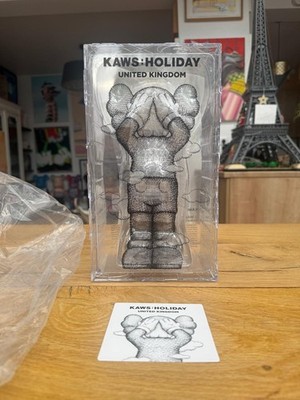 kaws holiday united kingdom originalfake