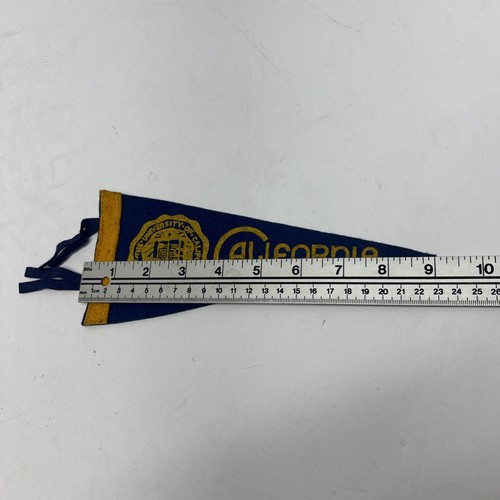 Vintage 30’s University Of California Pennant Blue And Yellow - Picture 4 of 4