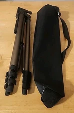 Amazon Basics 50-Inch Lightweight Portable Camera Mount Tripod Stand With Bag